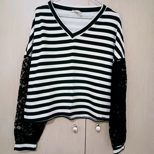Bsb striped blouse with lace sleeves used, black and white, sizes S-L