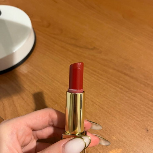 Estee Lauder lipstick used