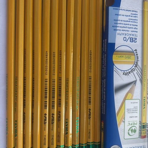Lyra 2B Artistic Pencils Box of 12 New