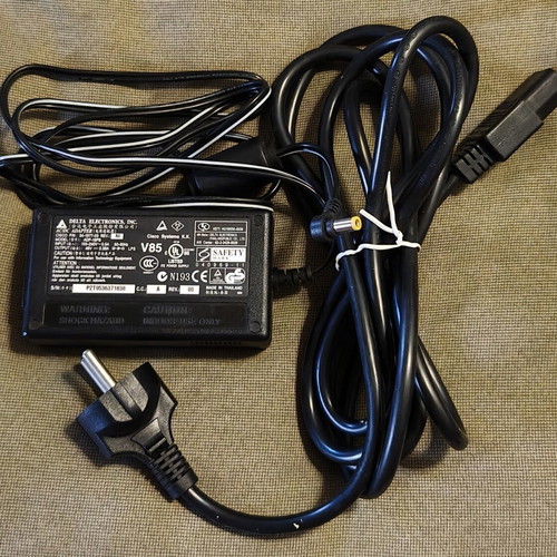 Delta Electronics ADP-18PB Power Supply 48V DC 0.38A like new