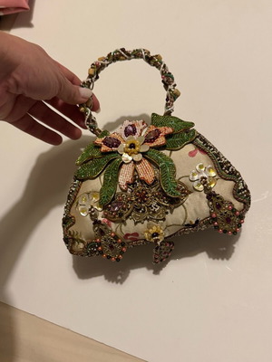 Floral clutch like new, multicolored handbag