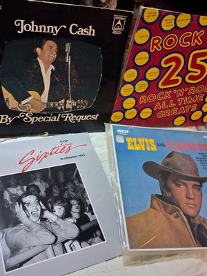 Vinyl records like new, 4 great collections from 70s and 80s