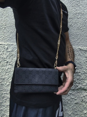 Gucci Guccissima Mini Pochette Wallet on Chain like new black leather