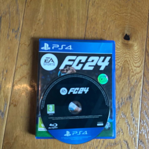 Fc 24 PlayStation 4 disc like new, works on PS5