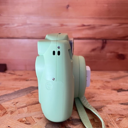 Fujifilm Instax Mini 9 Lime Green instant camera like new