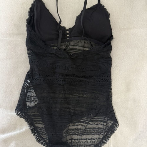 Oysho black lace bodysuit medium like new