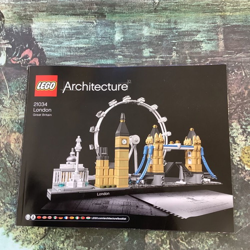 Lego Architecture manual 21034 used with Lego 2013 catalog