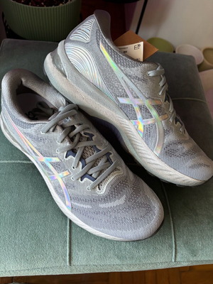Αθλητικά παπούτσια ASICS GEL-NIMBUS 23 PLATINUM καινούργια, γκρι ασημί, μέγεθος 43,5