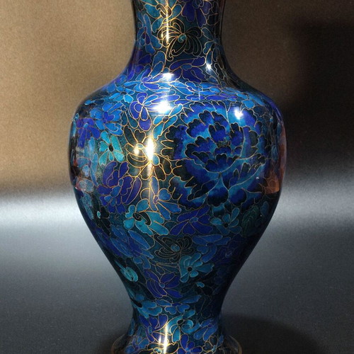Cloisonné Vase 33cm like new without base