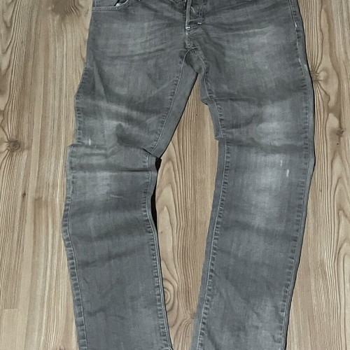Dsquared2 men's grey jeans like new, size M