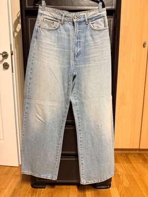 Zara Light Blue Jeans Size M Like New