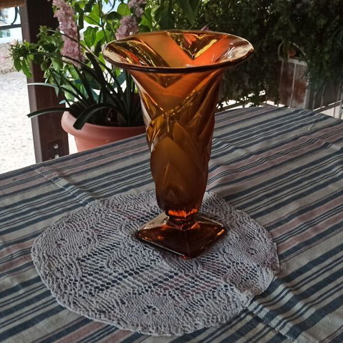 Vintage amber glass set like new, mid-century style