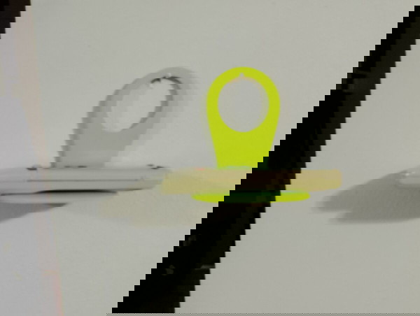Gadget για φόρτιση κινητού χρώματος  λαχανί
