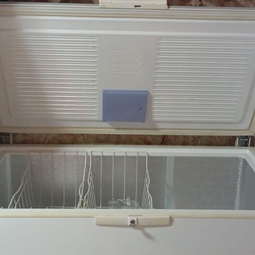 Whirlpool freezer brand new, never used