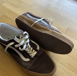 Vans Old Skool brown suede shoes with gum sole, EU 44