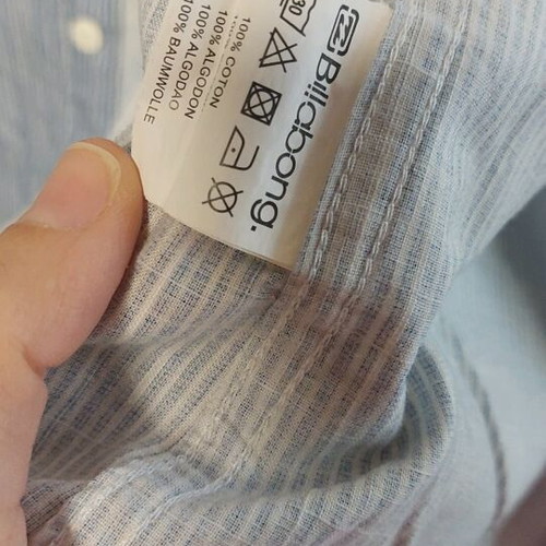 Billabong shirt size S like new, white and blue