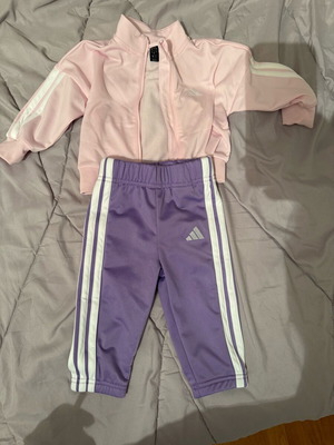 Adidas set 6-9 months like new