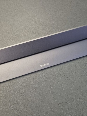 BaseUS aluminum laptop stand like new