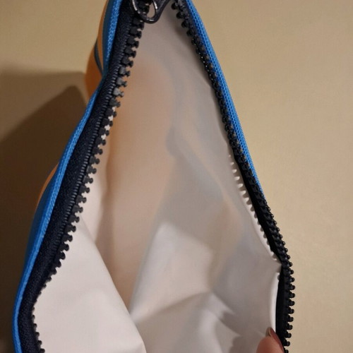 Carroten toiletry bag new