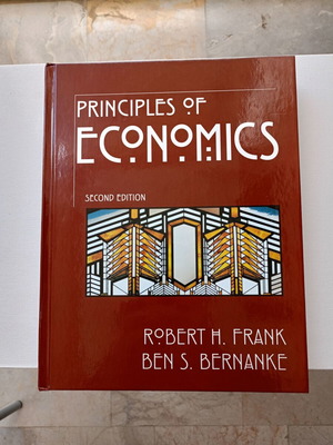 Principles of Economics book like new, English, hardcover