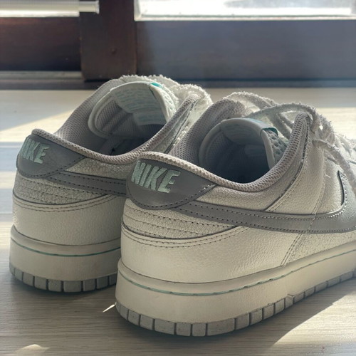 Nike Dunk Low shoes used, white, size 44.5
