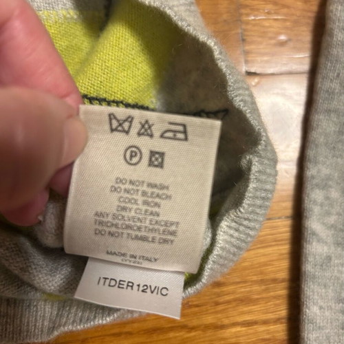 Burberry cashmere sweater S gray like new authentic