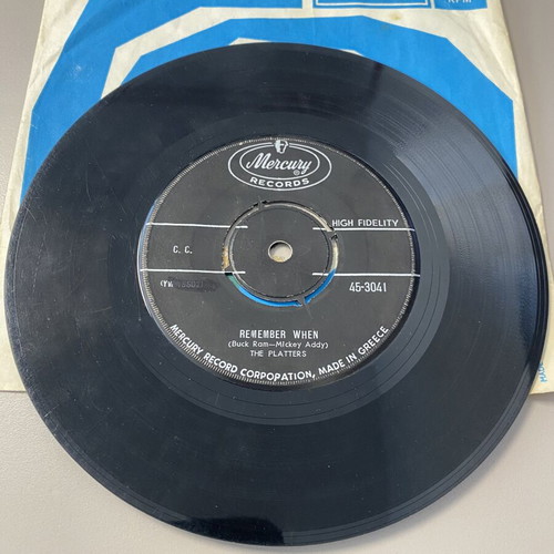 The Platters 45 RPM record used, 70s pop