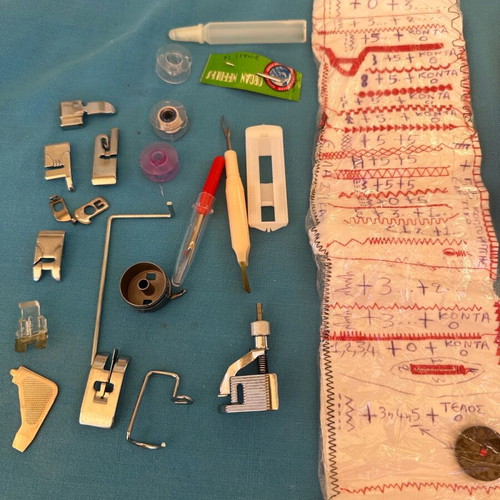 Sewing machine like new with accessories and carrying case