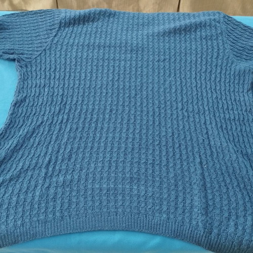 Vintage women's short-sleeve pullovers set of 2 like new, blue shades, M-L-XL