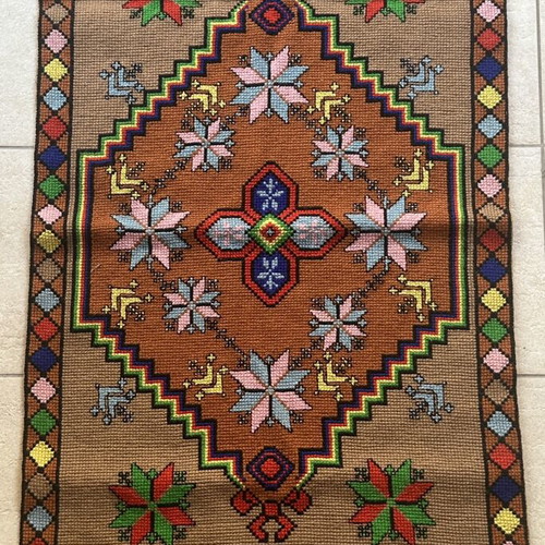 Vintage handmade cross-stitch rug like new, 124x62cm