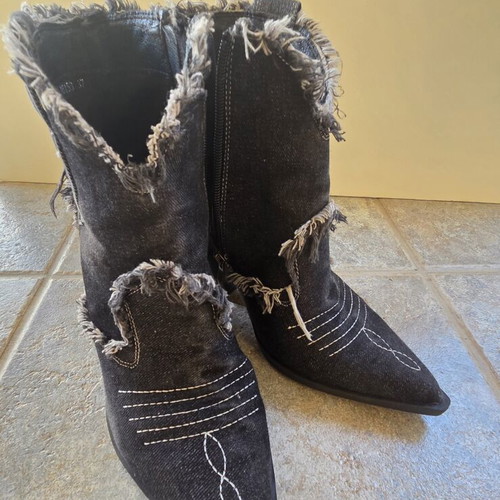 Cowboy boots black denim ankle with zipper, pointed toe, 8cm heel like new