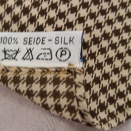 Codello scarf like new, 100% silk, multicolored 85×85