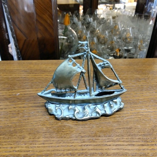 Pirate ship miniature used, metal construction