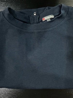 Street One ribbed dark blue long-sleeve blouse like new