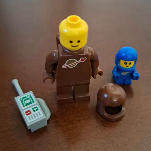 Lego Classic Space Brown Astronaut and Blue Spacebaby Minifigures like new