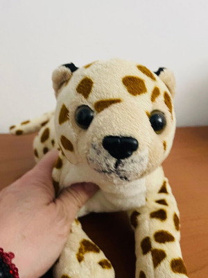 Cheetah plush like new, 34 cm length