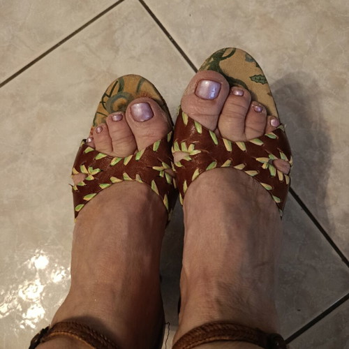 Vintage Italian leather sandals size 37 used, brown and green