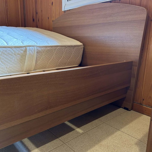 2 Single Beds With Mattresses Like New