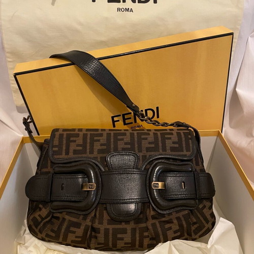 FENDI Authentic excellent 100%
