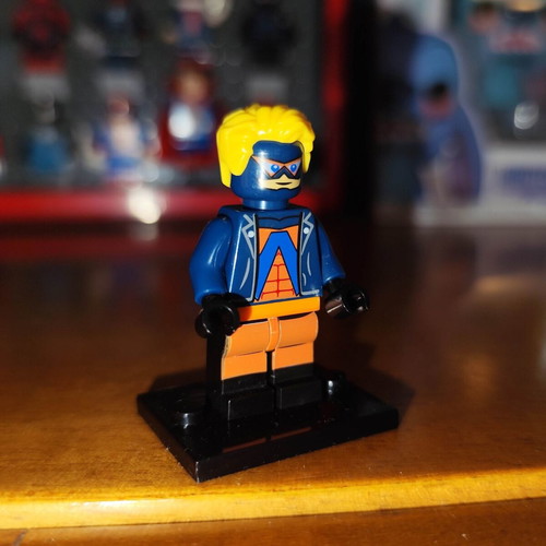 Animal Man minifigure like new with stand base