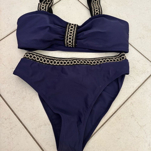 Bikini set blue with gold detail, size M, like new