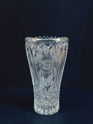 Crystal vase vintage like new with embossed decorations