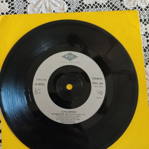 2 Unlimited Get Ready For This 7inch like new, pop