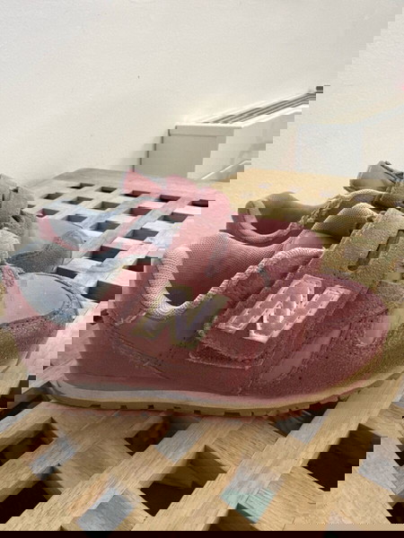 new balance παιδικό παπούτσι