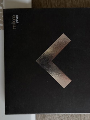 Mikro Upload CD like new, electronic