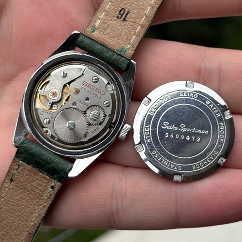 Seiko SportsMan Winding Watch 1966 like new, green and silver