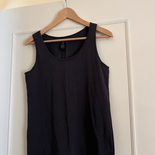 Sleeveless top like new, petrol color, size L