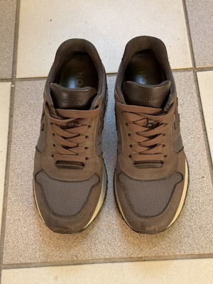 Hogan καφέ δερμάτινα και υφασμάτινα sneakers μεταχειρισμένα, UK 6 EU 40
