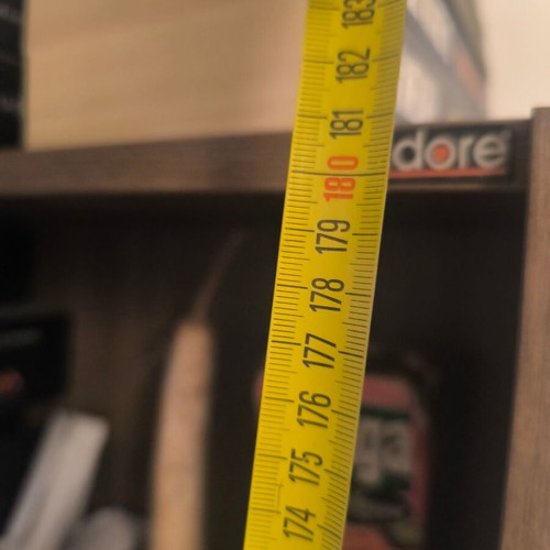 Wooden shelf with 5 shelves like new