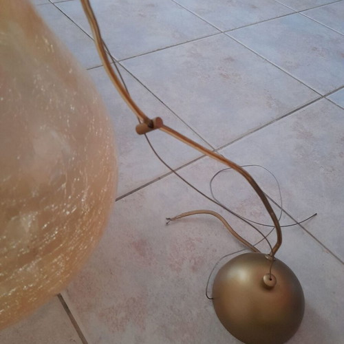 Ceiling light globe with beige crackle glass